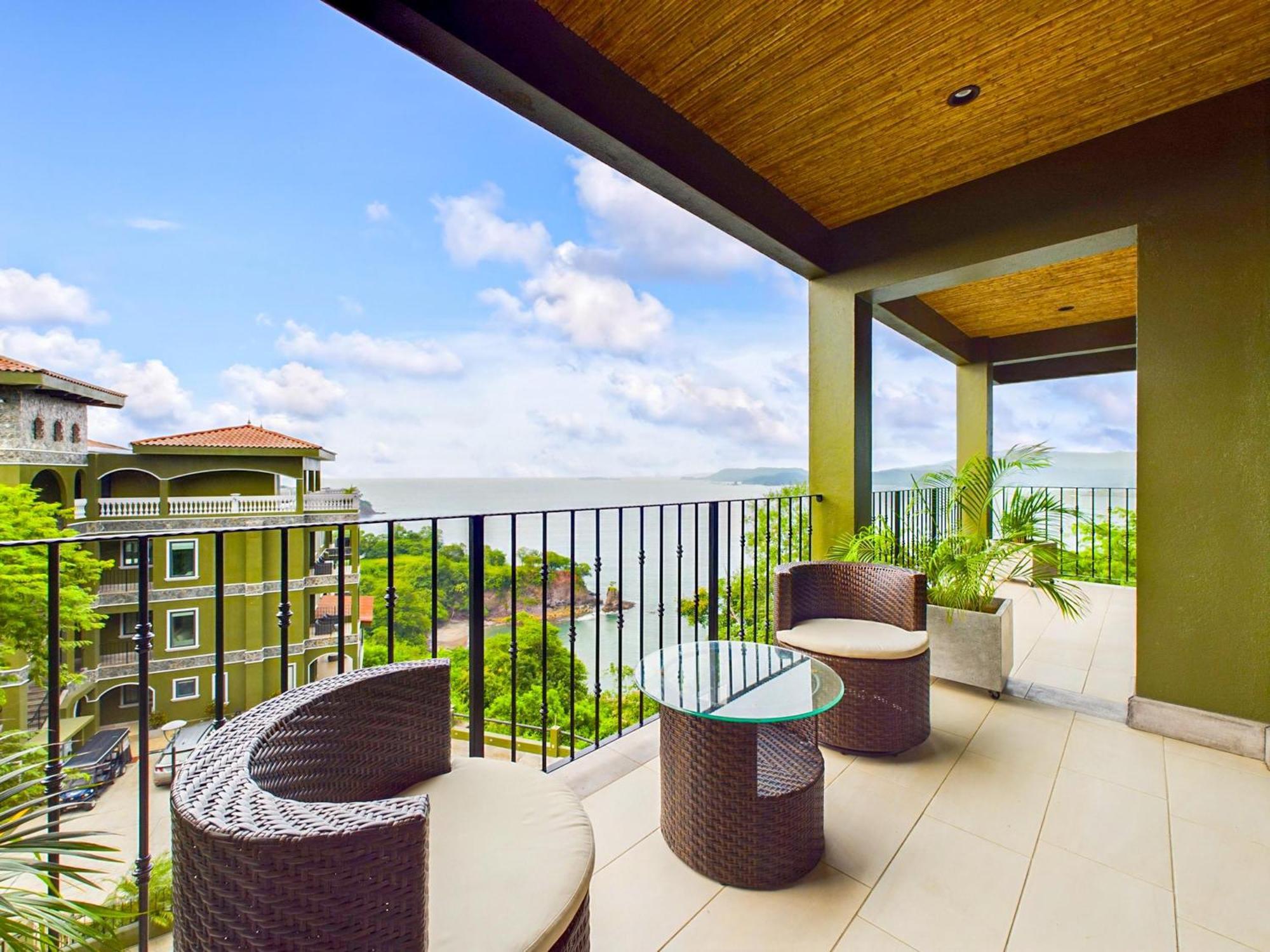 360 Splendor 405-ocean View Condo-breakfast Included! Apartment Playa Flamingo
